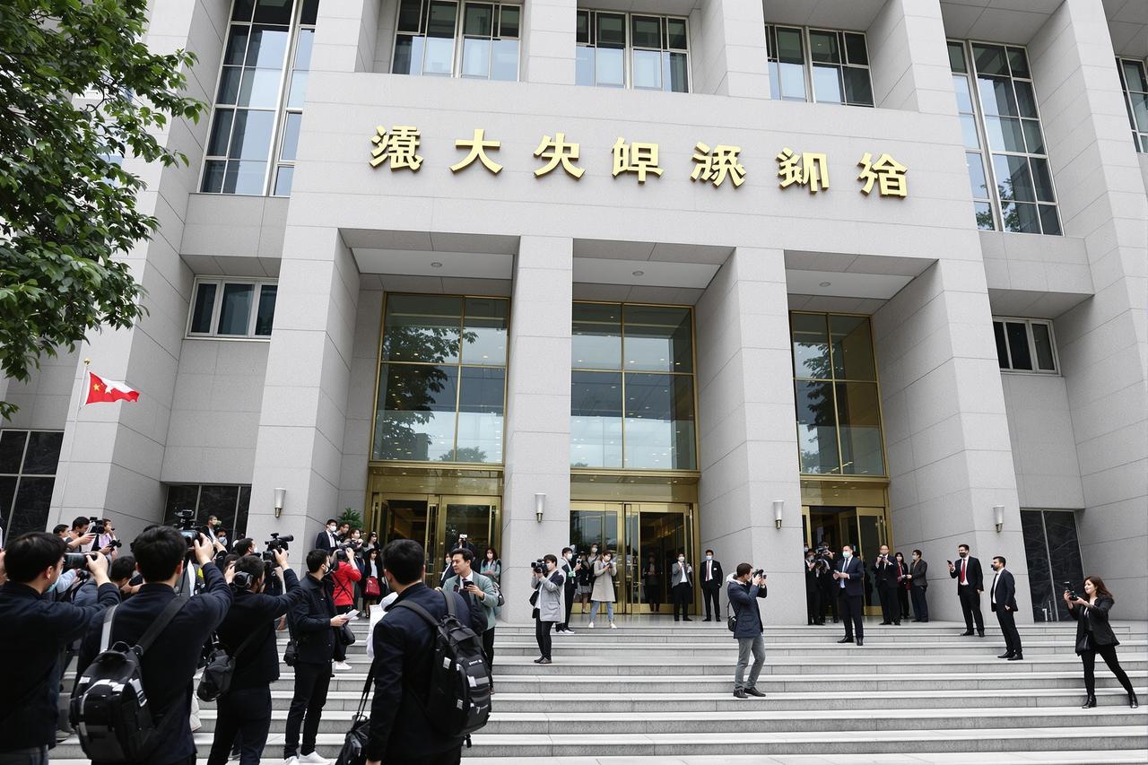 男星离婚案二审开庭 - 黑脸料网娱乐新闻配图